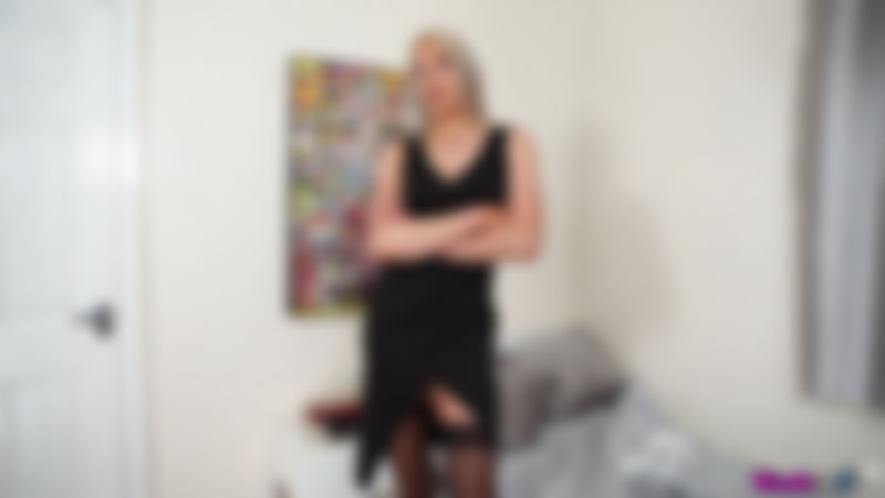Sapphire "Birthday Treat:Pt1"