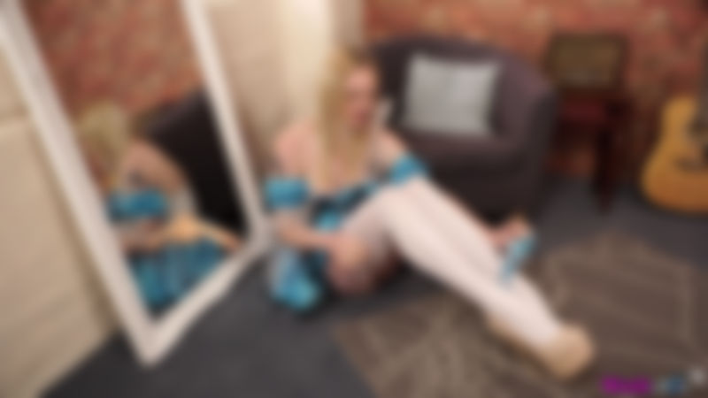 Carly Rae "Alice In Wankland"