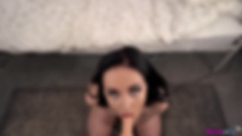 Ellie Louise "Uni Crush"