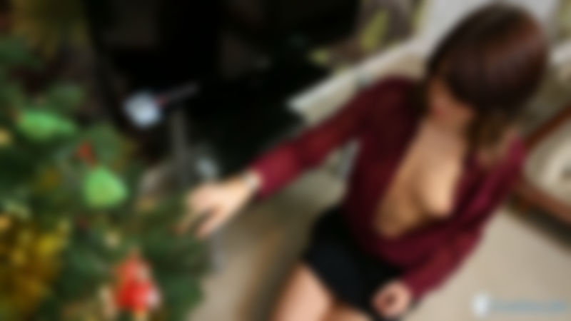Antonia "Christmas Downblouse"
