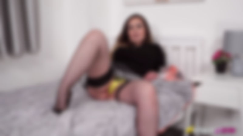 Sophia Delane "Show Me How You Wank"
