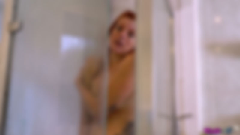 Auburn Fox "Flatmate Shower Perve"