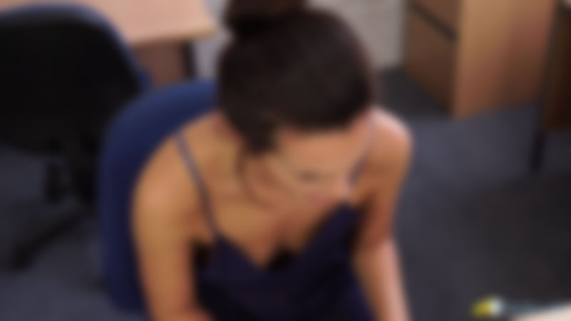Laura "Perky Tits Nip Slip"