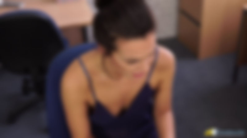 Laura "Perky Tits Nip Slip"