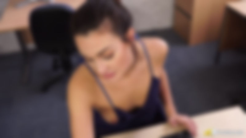 Laura "Perky Tits Nip Slip"