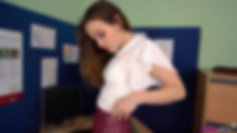 Kylie Nymphette “Caught Masturbating”