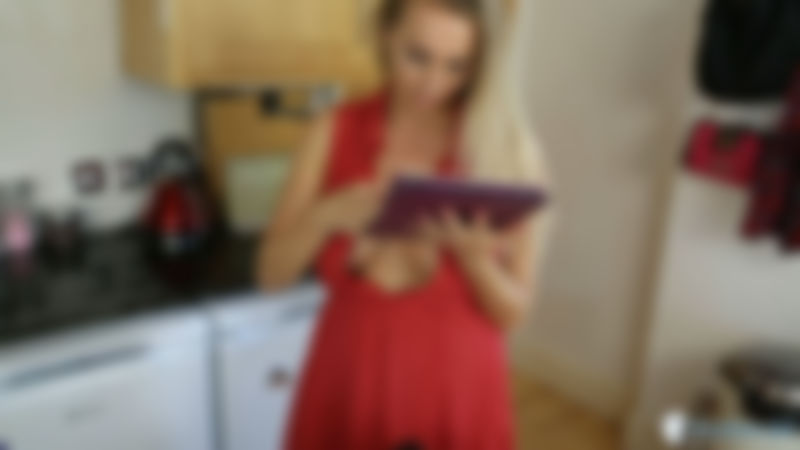 Hayley Marie Coppin "Titty Pictures"