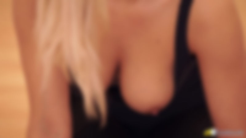 Cleavage Perv