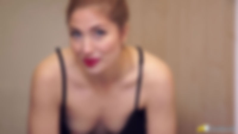 Stephanie Bonham Carter "Downblouse Distraction"