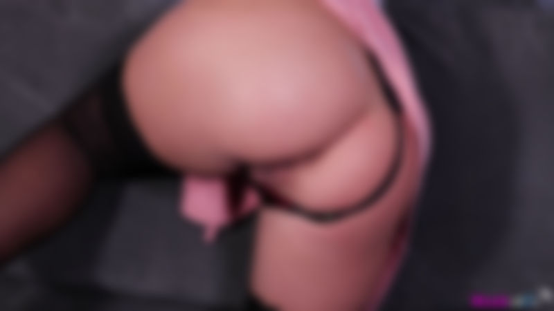Rose R "Love My Bum"