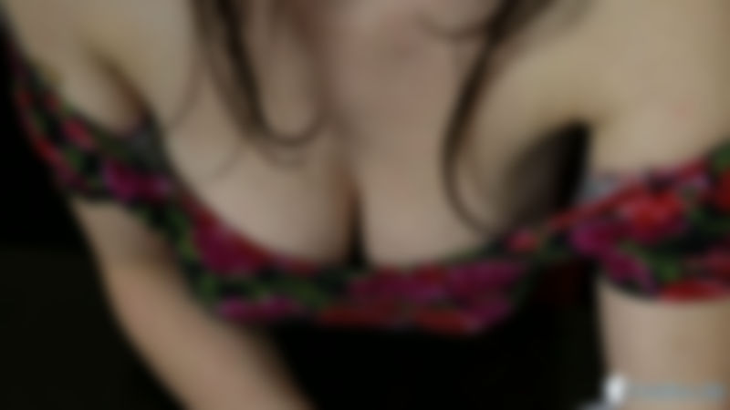 Jessica "Serving Up Some Tits"