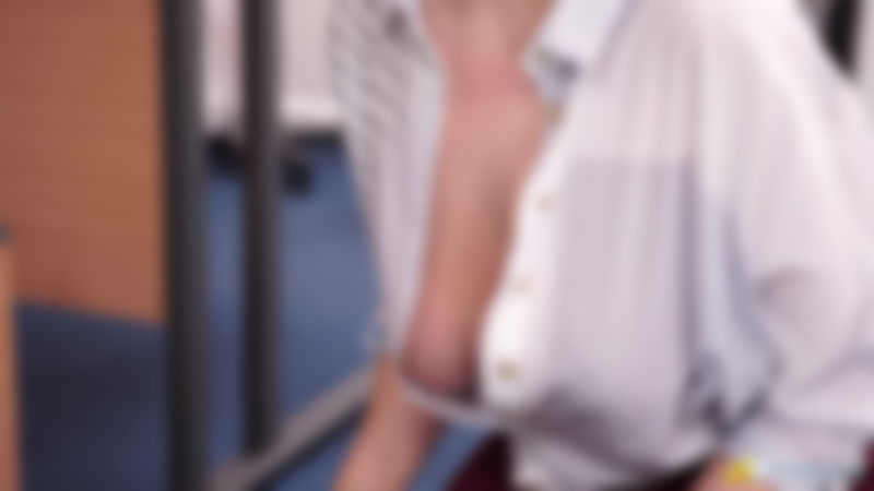 Katie Louise "Gorgeous Assets"