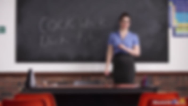 Lucia Love "Wank Class"