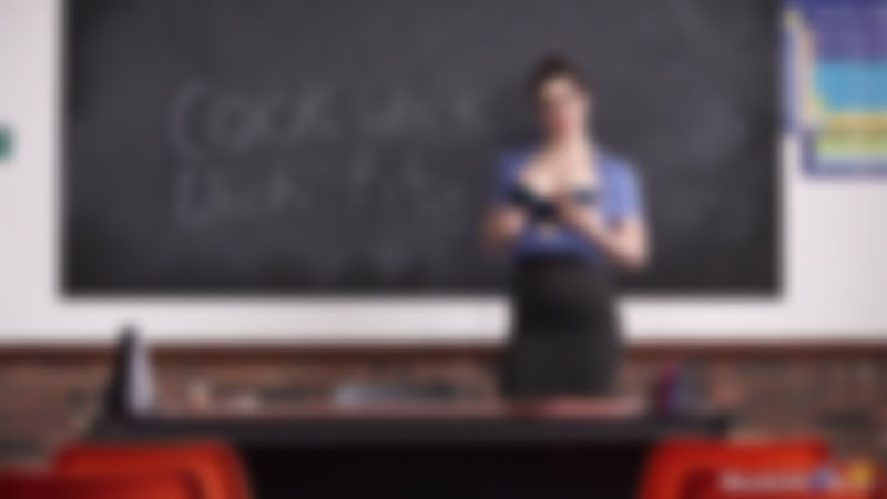 Lucia Love "Wank Class"