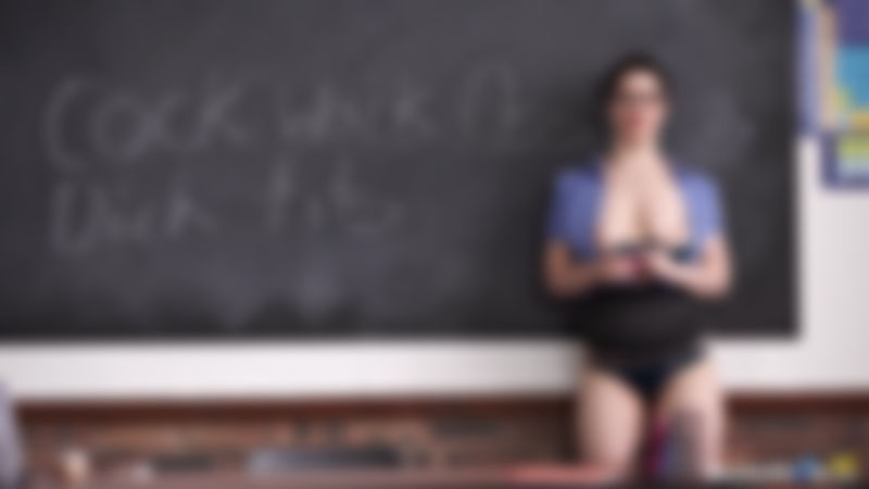 Lucia Love "Wank Class"