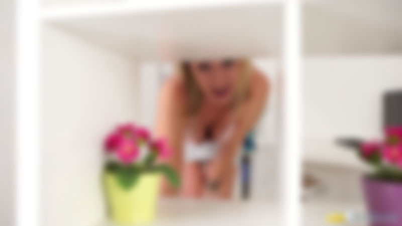 Downblouse Inspector