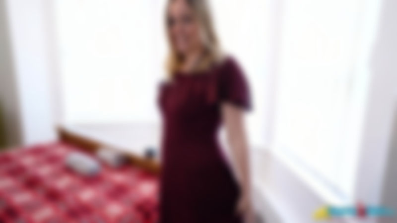 Anna Belle "MILF Money"