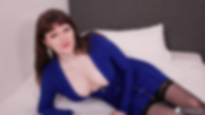 "Kinky Dress"