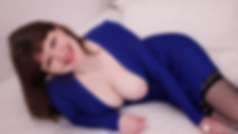 "Kinky Dress"