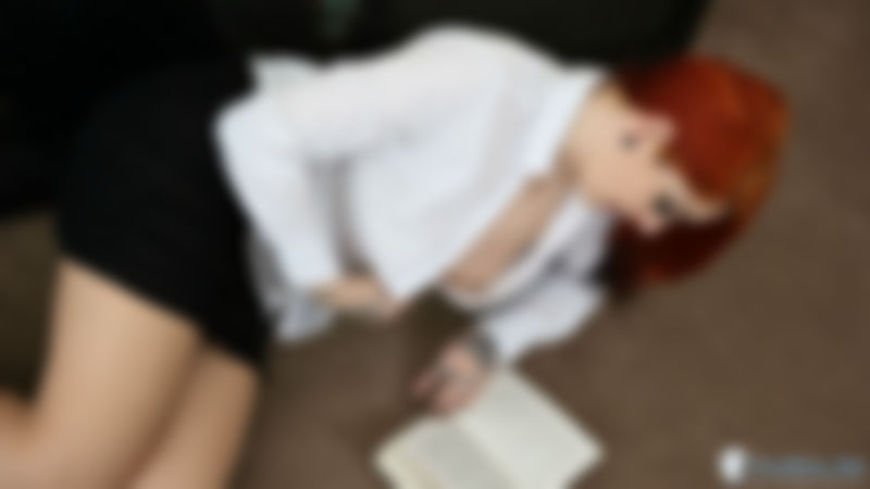 Shay Hendrix "Lurking Downblouse"