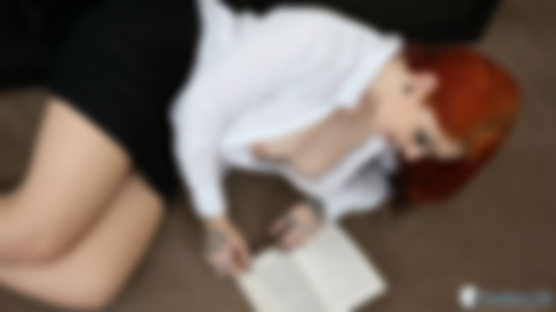 Shay Hendrix "Lurking Downblouse"