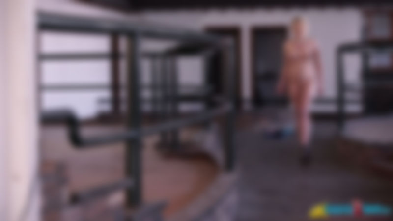 Amy Rose "Wank Walk"