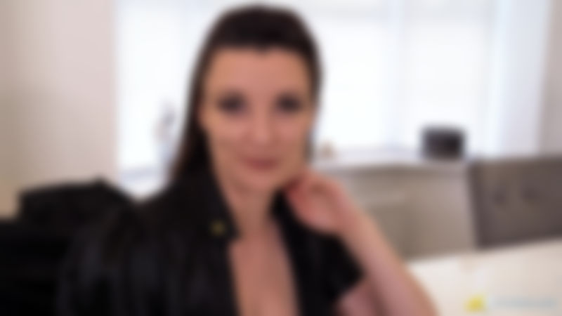 "Teachers Cleavage"