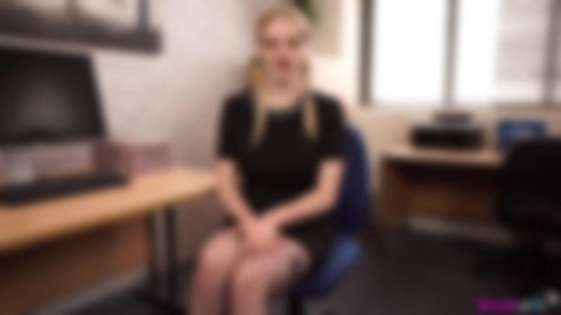 Carly Rae "Red Light Green Light"