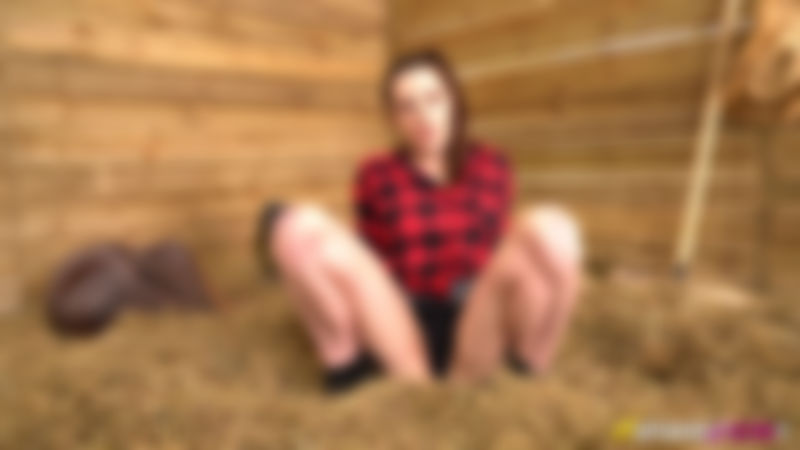 Samantha Bentley "Dirty Stable Girl"
