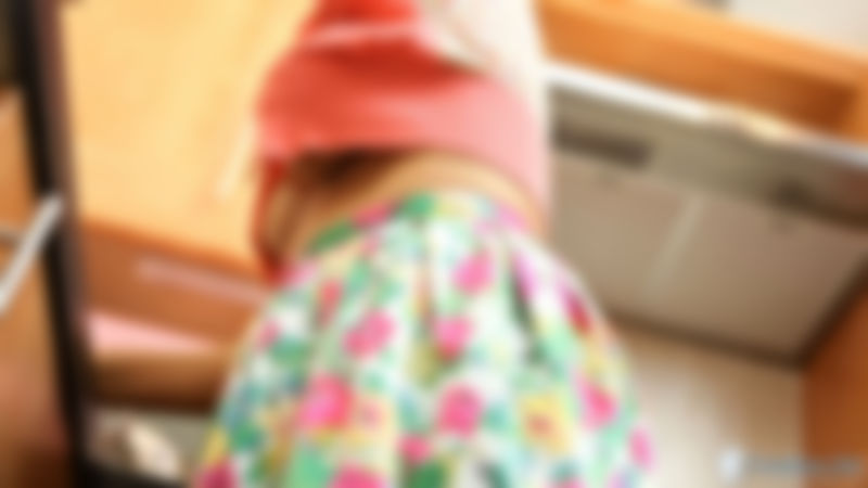 Louise "Upblouse Hottie"