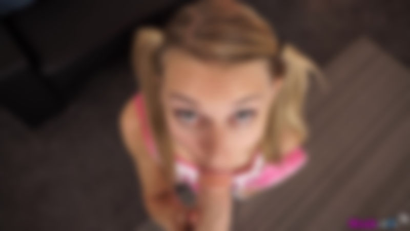 Chloe Toy "Cover Me In Cum"