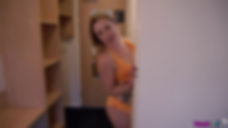 Lucy Lauren "Watch Me Shower"