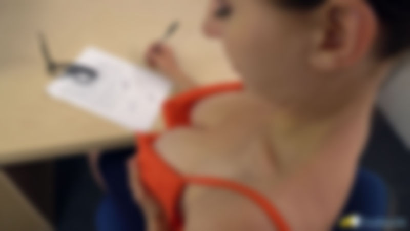 Tindra Frost "Wank In The Office"