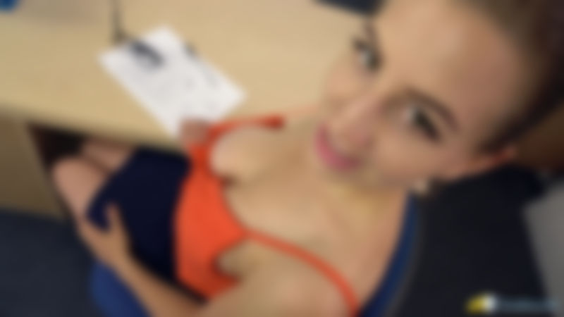 Tindra Frost "Wank In The Office"