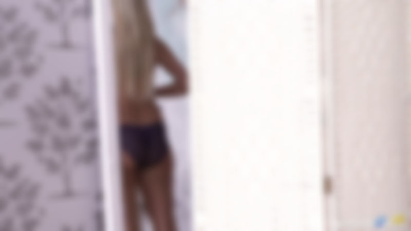 Chanelle "Cheeky Wank"