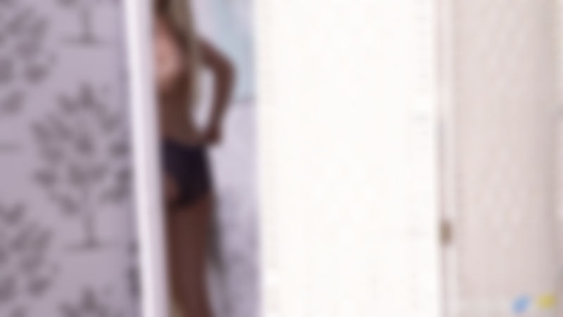 Chanelle "Cheeky Wank"