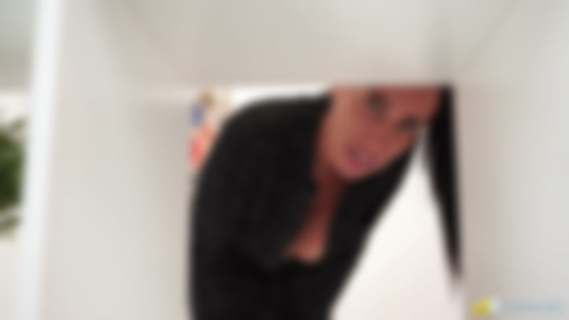 Tammie Lee "Are You Perving On Me?"