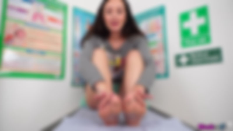 Sophia Smith "Make My Feet Wet"