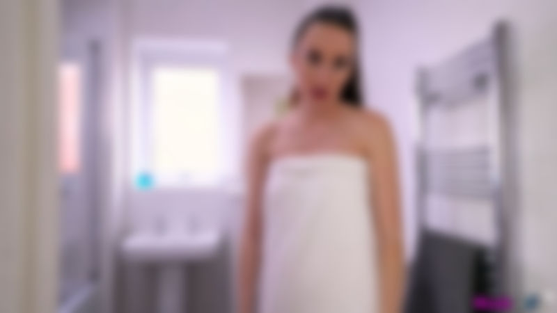Sophia Smith "Creep On Me"