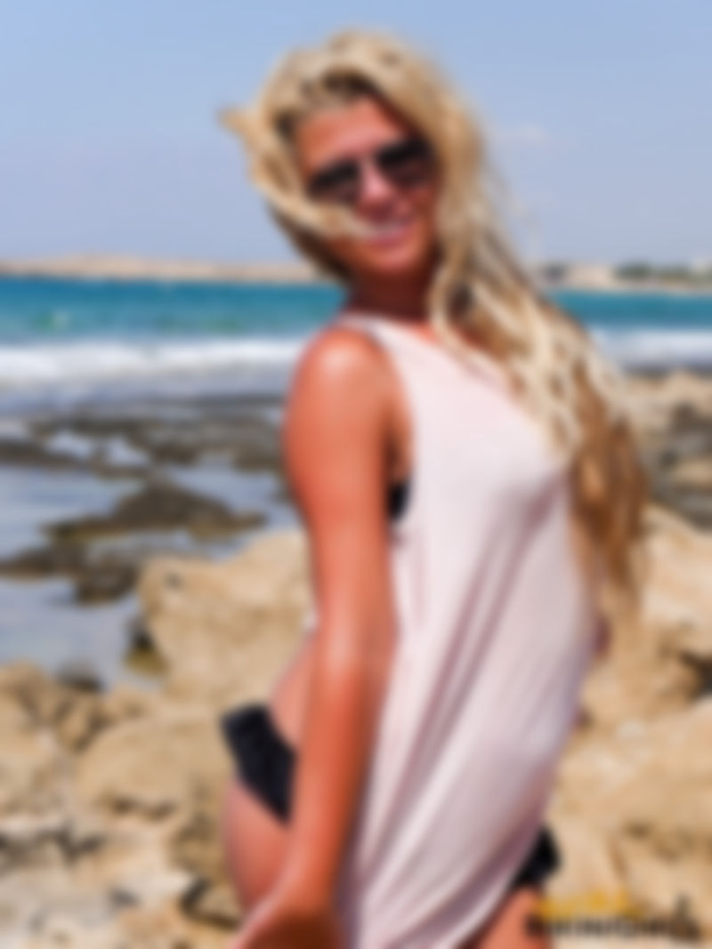 Sonia C – 31yo – Black Bikini