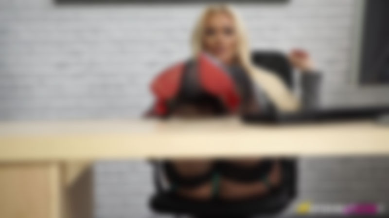 Lucy Zara "Keep Them Keen"