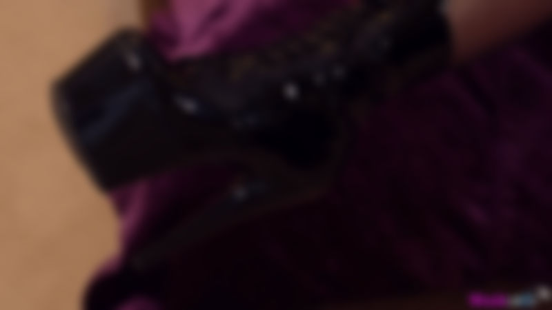 Belle O'Hara "Dom Bomb"