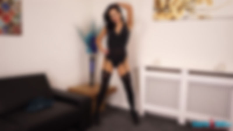 Bonnie "Horny House Hunter"