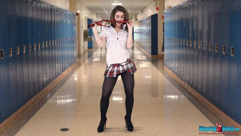 Katie Louise "Irresistible College Babe"