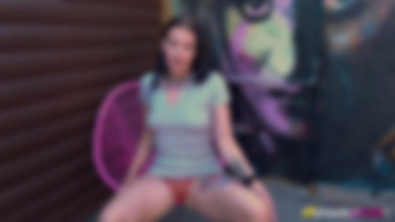 Girlfriends Sexy Sister
