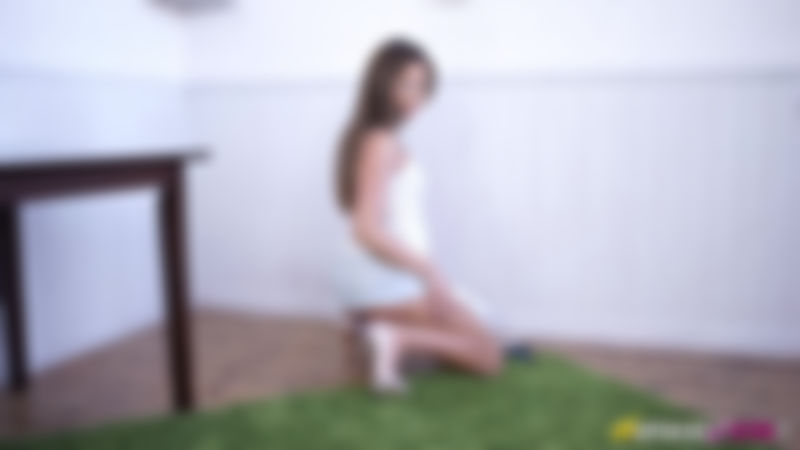 Natalia Forrest "Show Me What You've Got