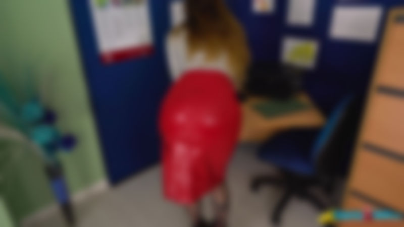 Kylie Nymphette "Stripping For You"