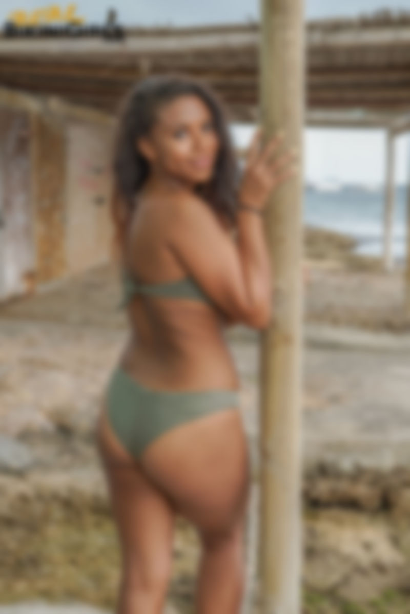 Chloe S - 21yo - Khaki Bikini