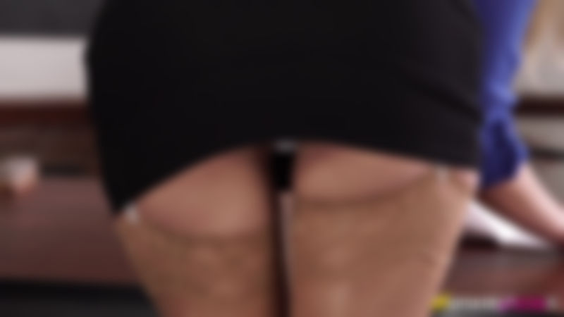 Leah "Do You Like That Angle?"