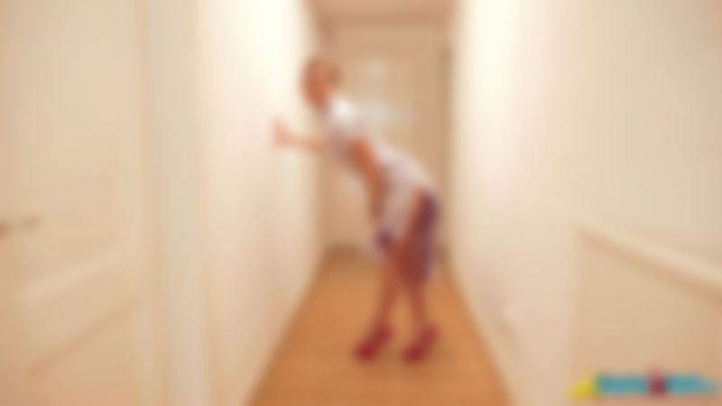 Lucy Lauren "Elegant Striptease"